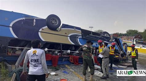 Pakistani officials say bus accident in Salt mountain range kills 12, injures 8